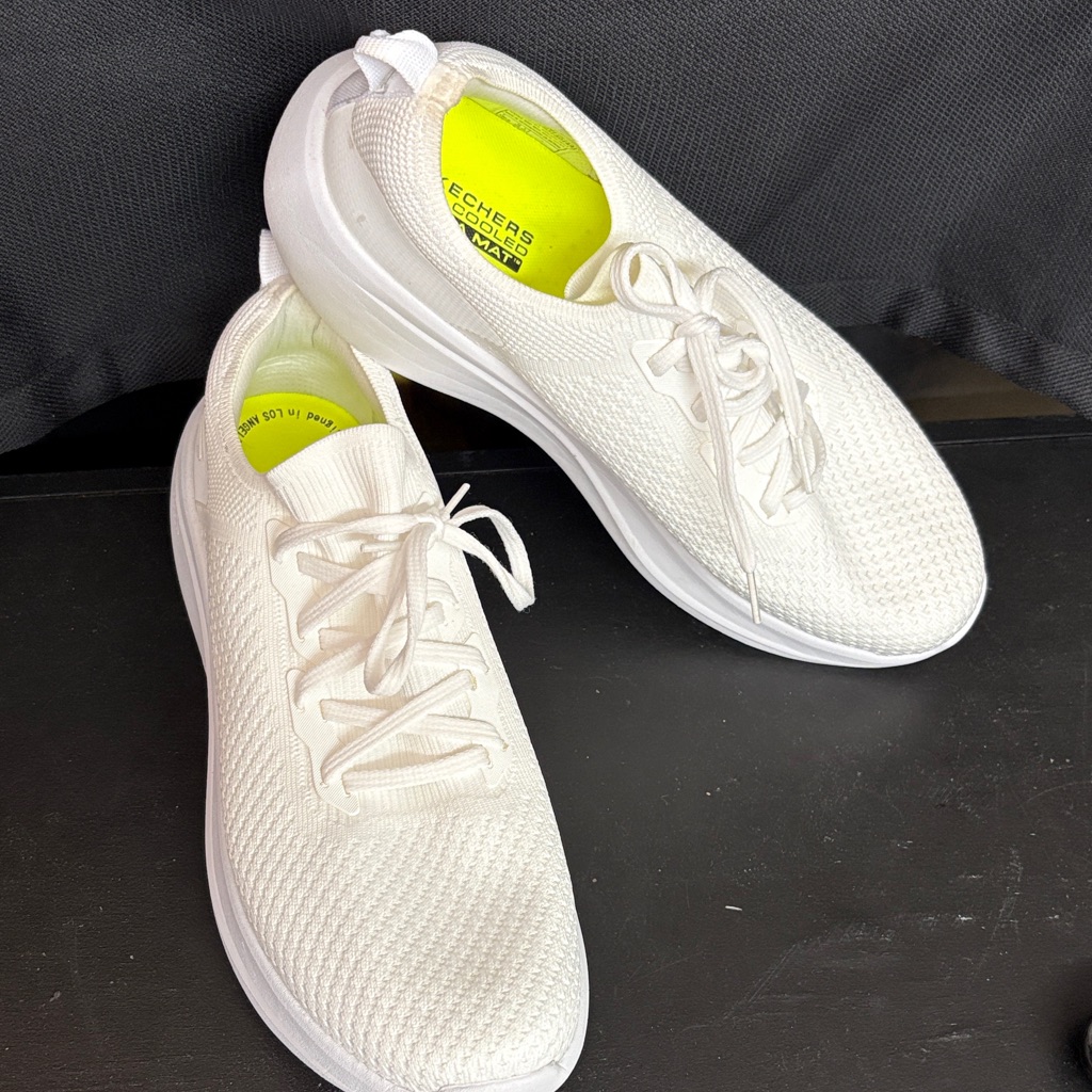 Skechers Max Cushion White Knit Lace-Up Sneakers With Neon Yellow Insoles